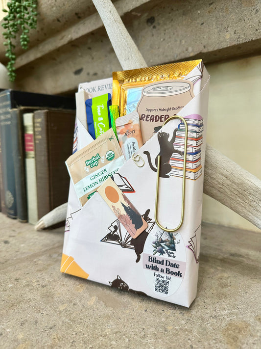 BDWAB with Cat Gifts | Contemporary | 2520